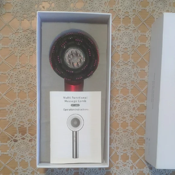 Red Multi-Functional Massage Comb - Picture 4 of 15